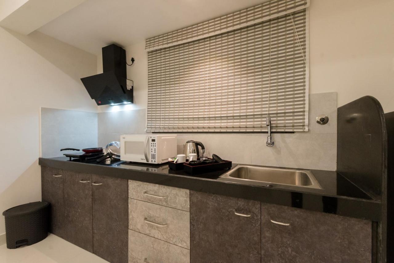 Manipal Atalia Service Apartments Екстер'єр фото