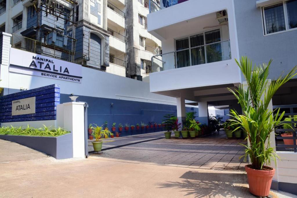 Manipal Atalia Service Apartments Екстер'єр фото