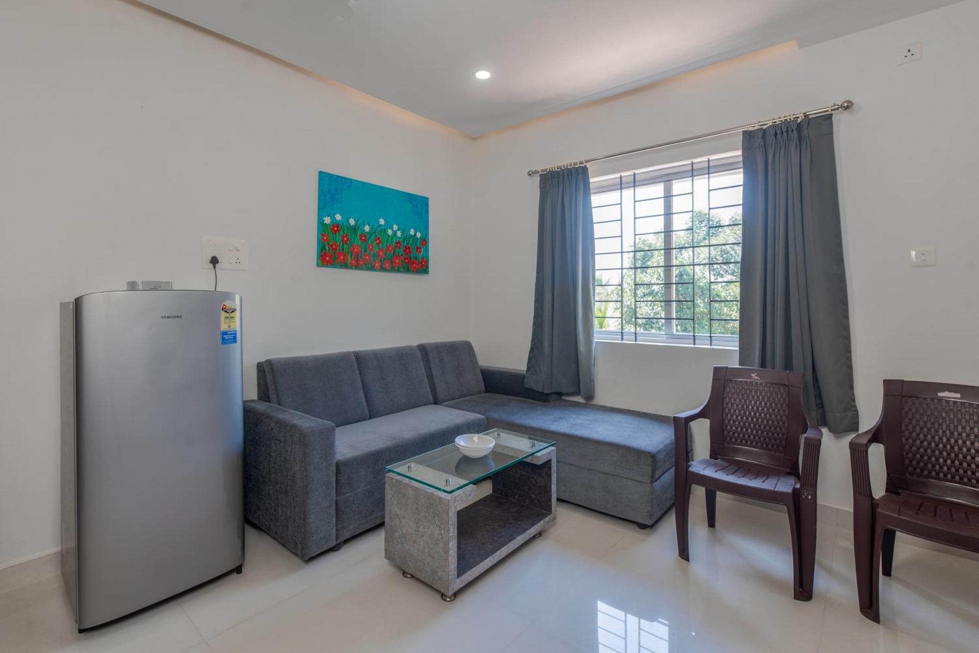 Manipal Atalia Service Apartments Екстер'єр фото