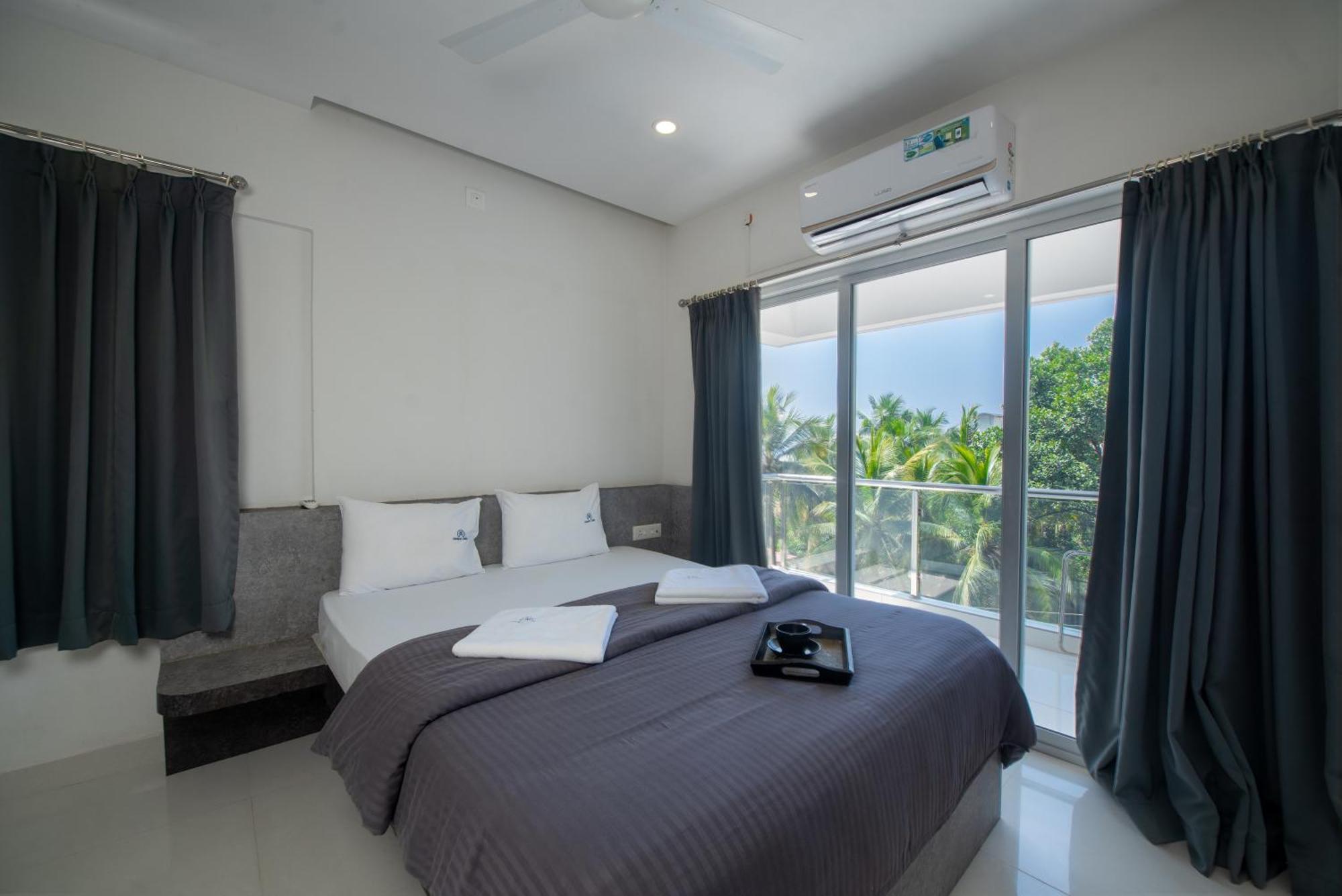 Manipal Atalia Service Apartments Екстер'єр фото
