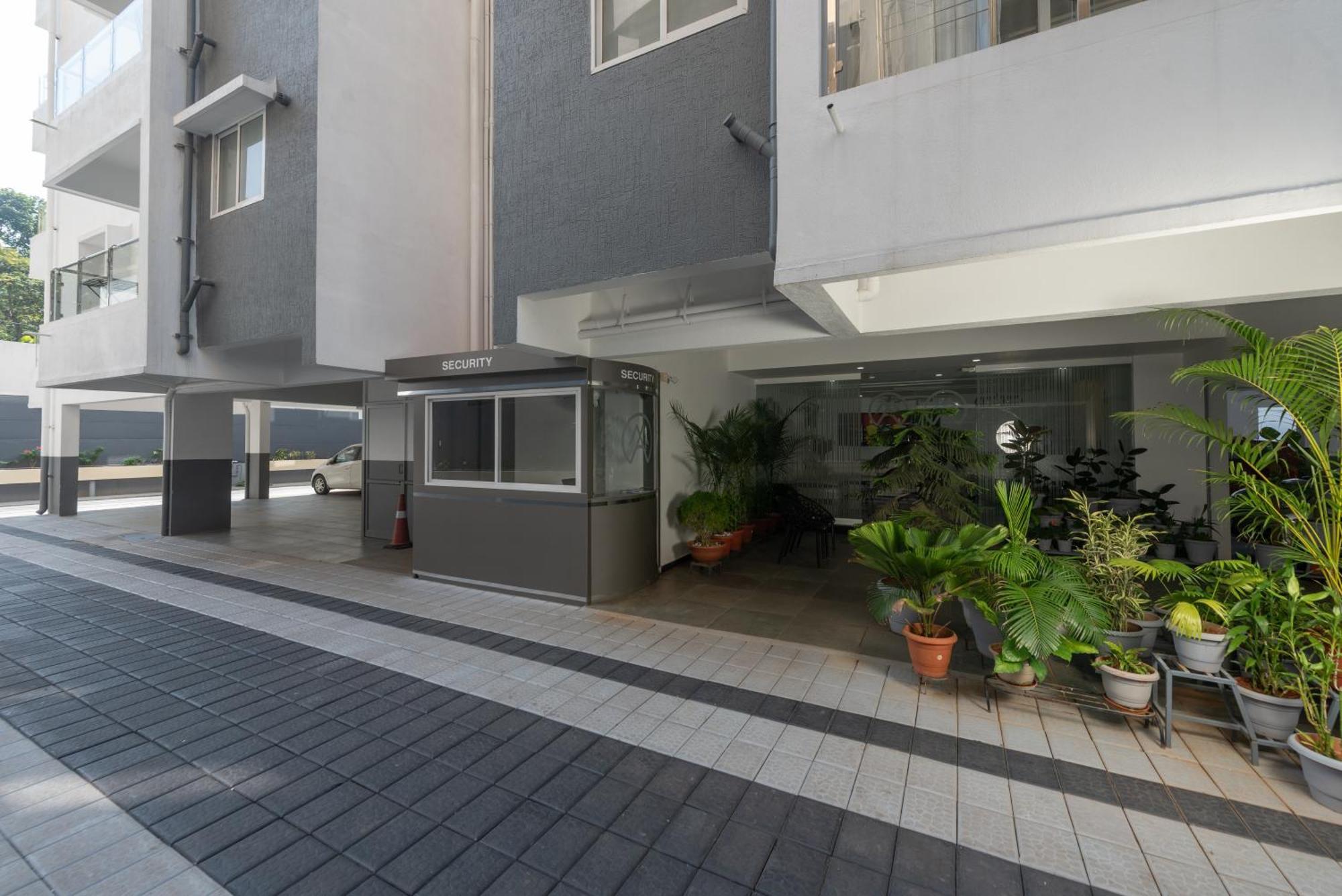 Manipal Atalia Service Apartments Екстер'єр фото