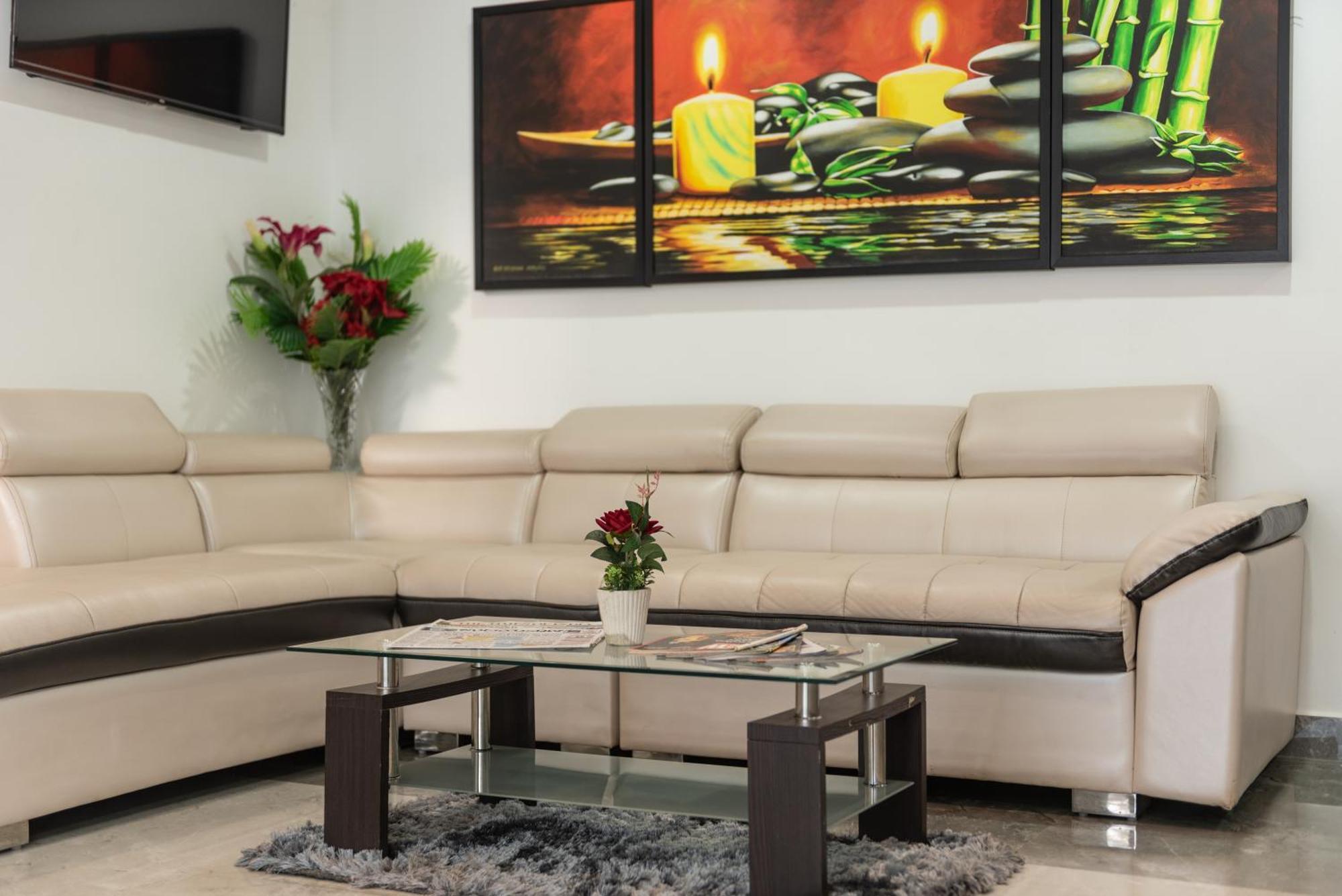 Manipal Atalia Service Apartments Екстер'єр фото