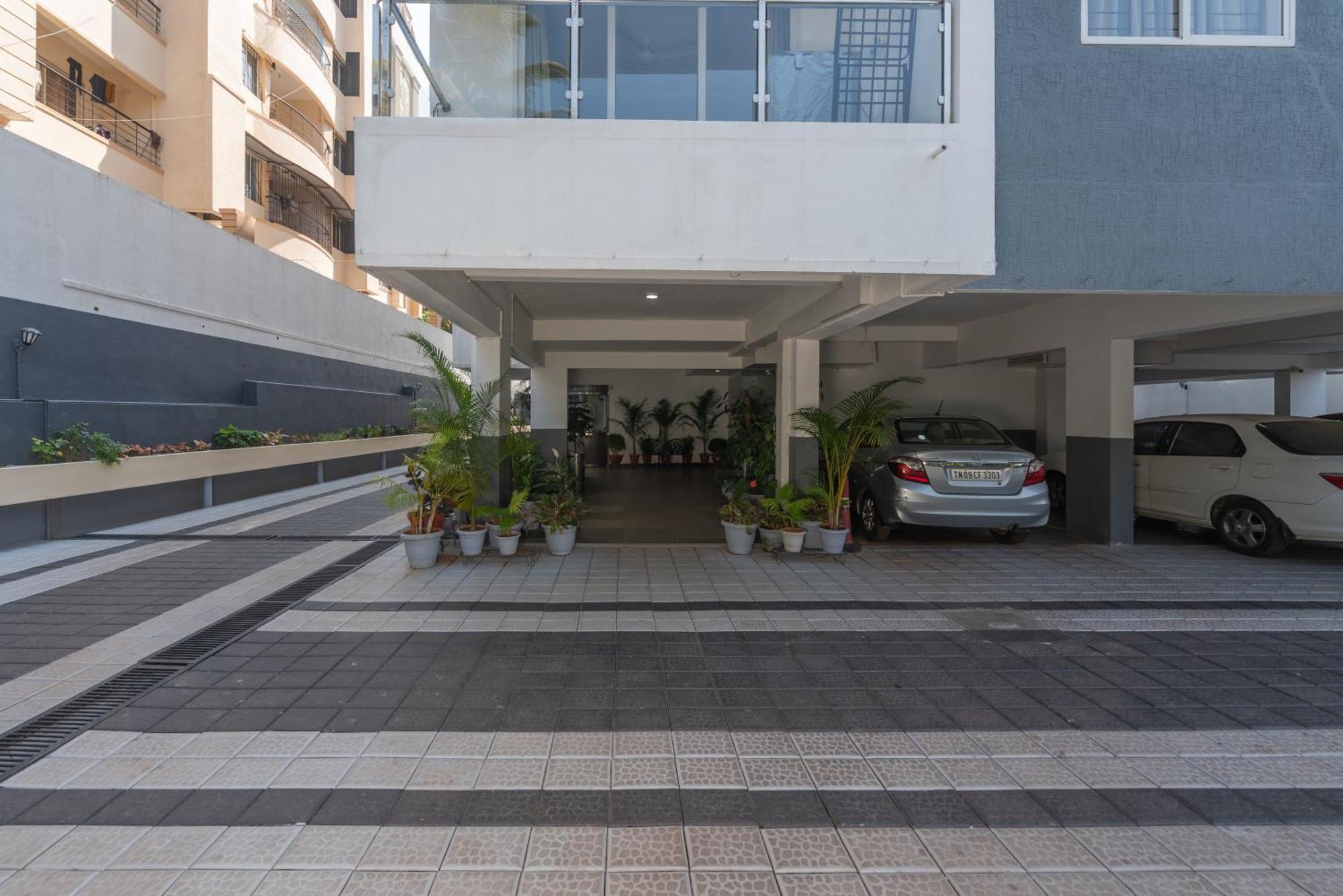 Manipal Atalia Service Apartments Екстер'єр фото
