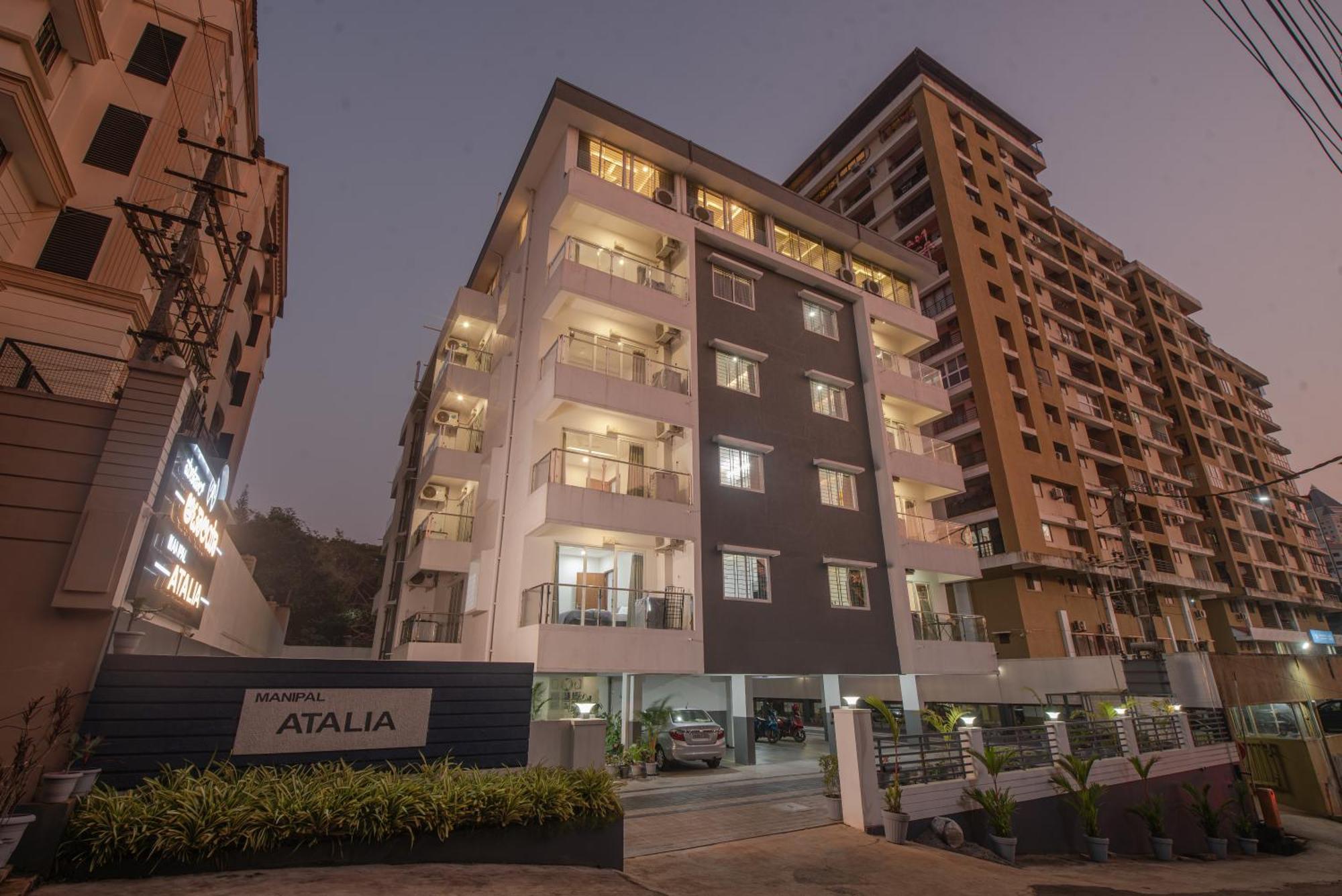 Manipal Atalia Service Apartments Екстер'єр фото