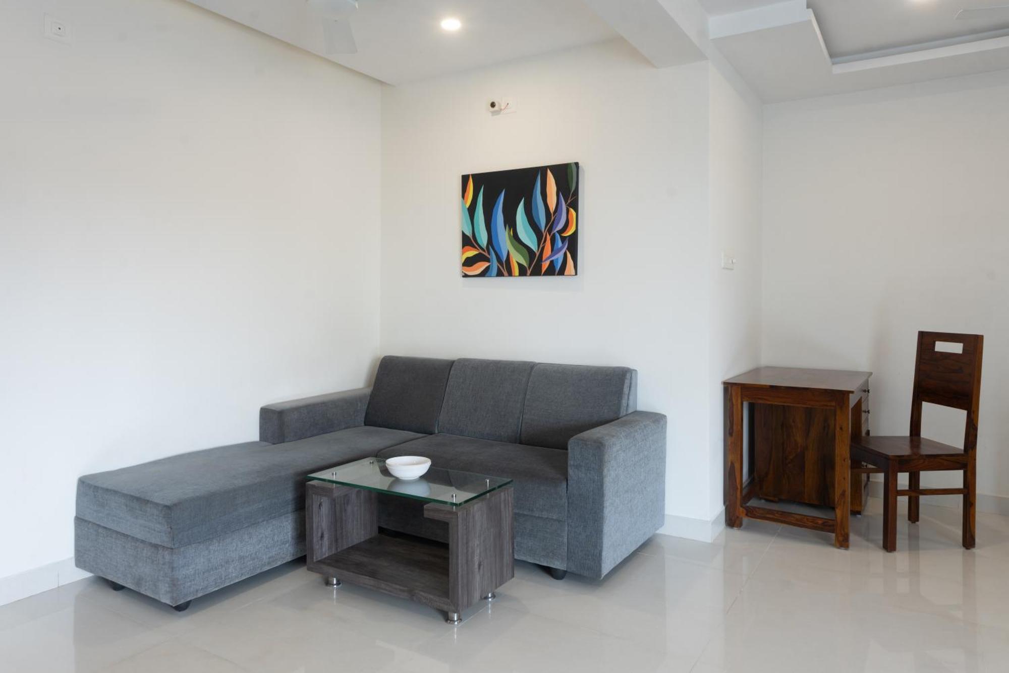 Manipal Atalia Service Apartments Екстер'єр фото