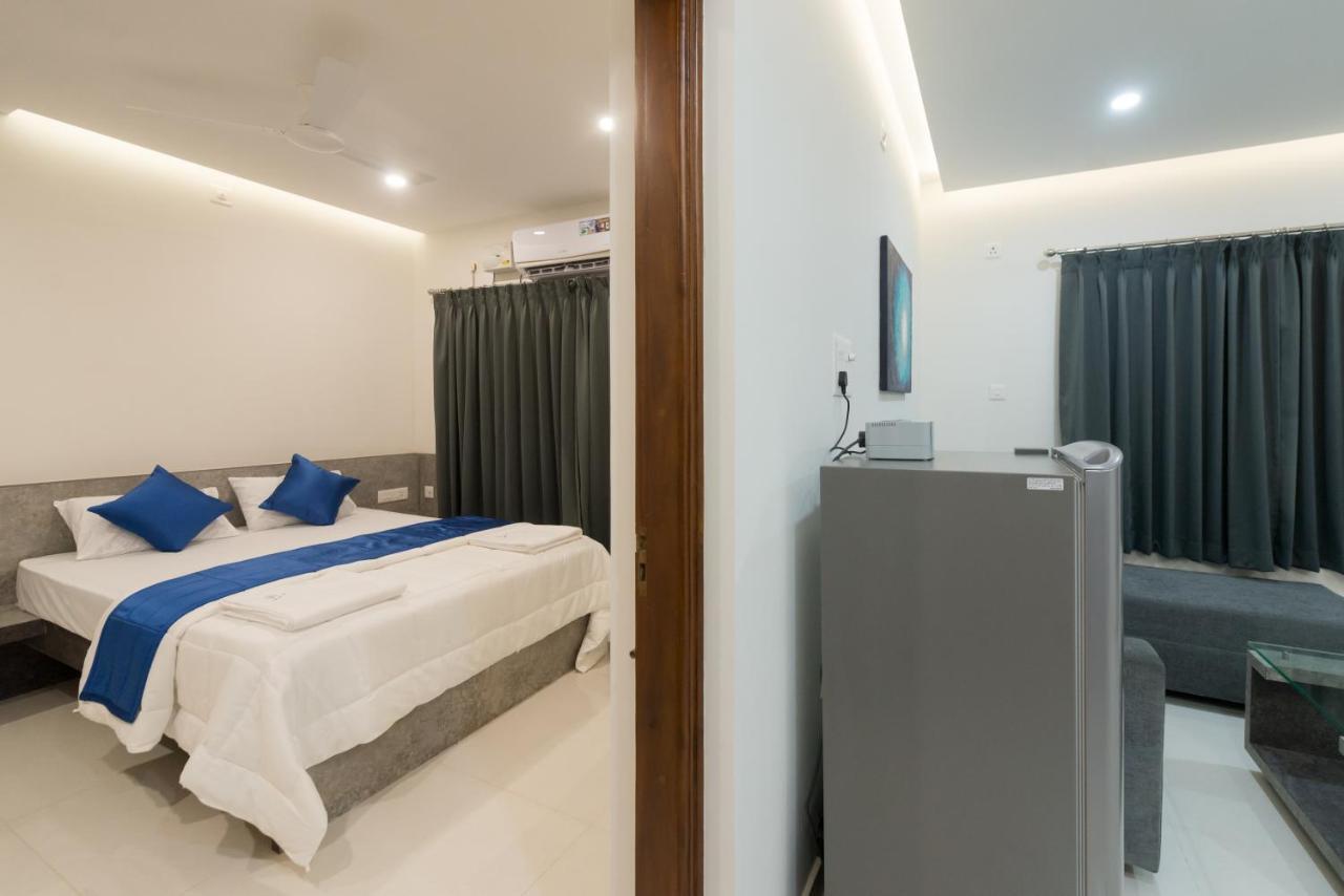 Manipal Atalia Service Apartments Екстер'єр фото