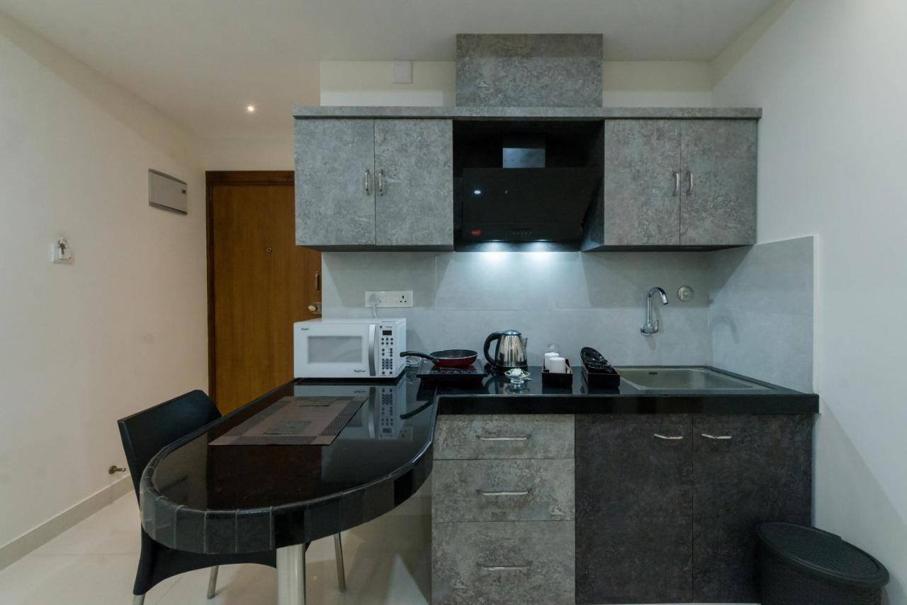 Manipal Atalia Service Apartments Екстер'єр фото
