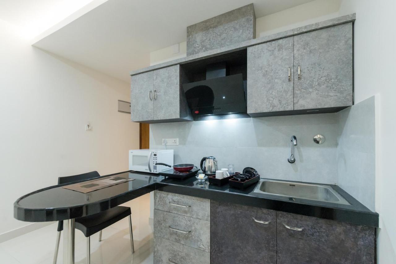 Manipal Atalia Service Apartments Екстер'єр фото