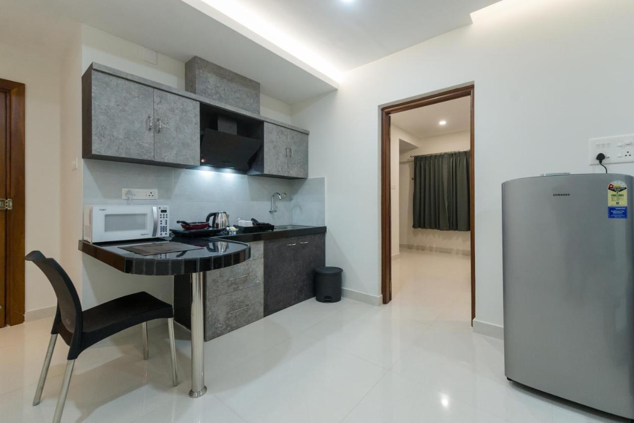 Manipal Atalia Service Apartments Екстер'єр фото